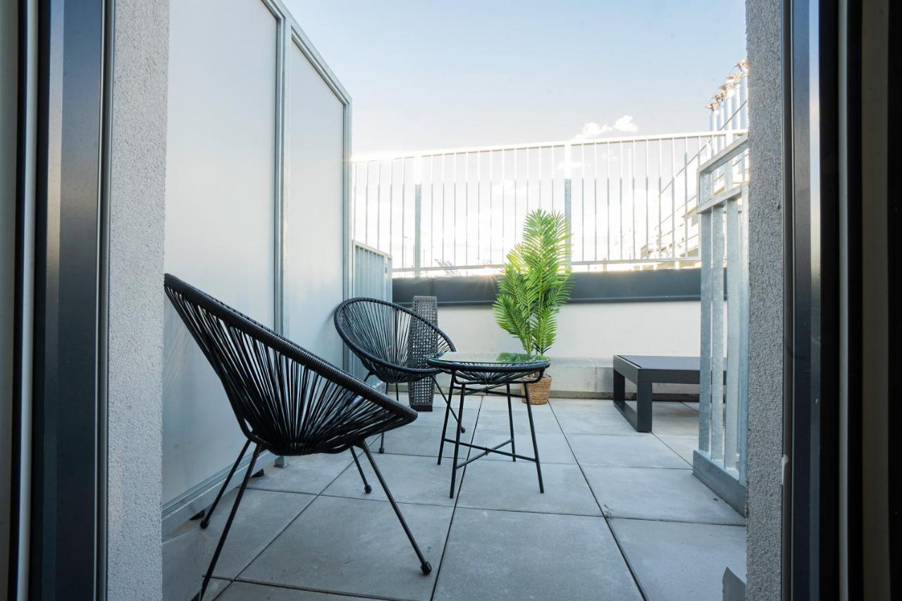 Orestaliving - Penthouse With Designer Renovation فيينا المظهر الخارجي الصورة